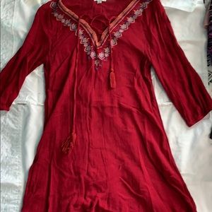 Long three quarter sleeve shirt